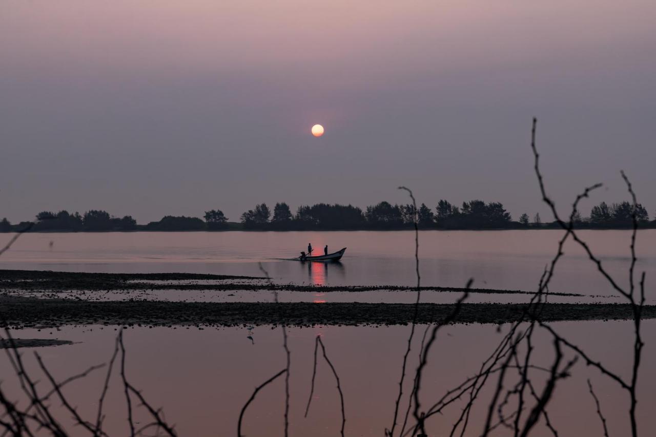 The Alampara Resort - Luxury Boutique Glamping & Water Sports Cheyūr 외부 사진